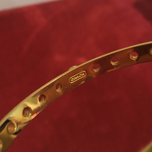 Authentic gold Coach bangle - Picture 2 of 3