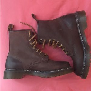 Brown Dr martins