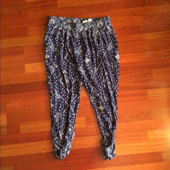 Blue and white decorative pants