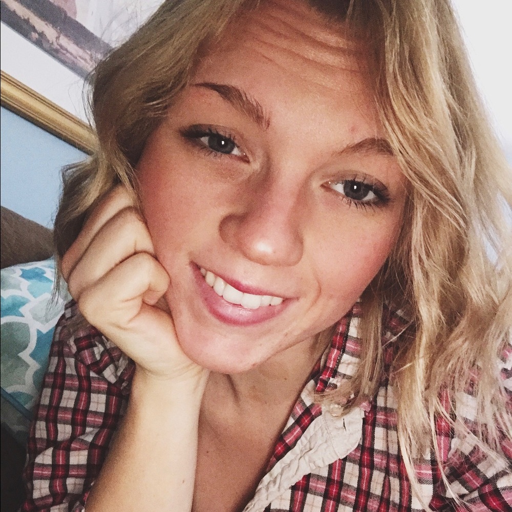 Meet your Posher, Casey