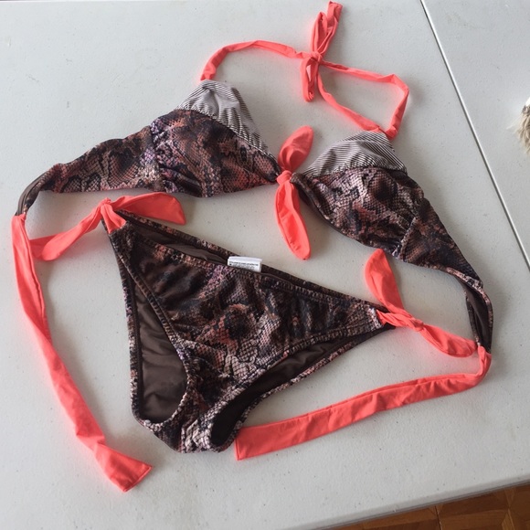 Saha Animal Print Striped Contrast Used Bikini Top - Picture 4 of 8