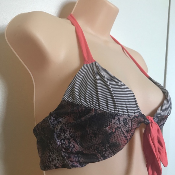 Saha Animal Print Striped Contrast Used Bikini Top - Picture 7 of 8