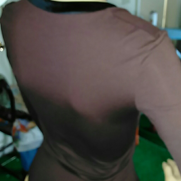 Shapely top - Picture 3 of 3
