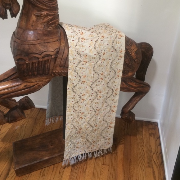 Gorgeous embroidered wrap!