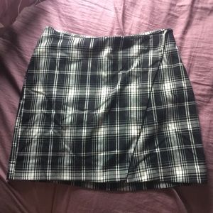 Brandy Melville Plaid Skirt