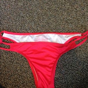 Red itsy bikini bottoms VS