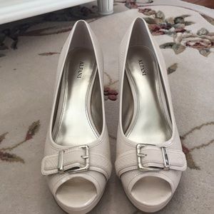 Alfani pumps