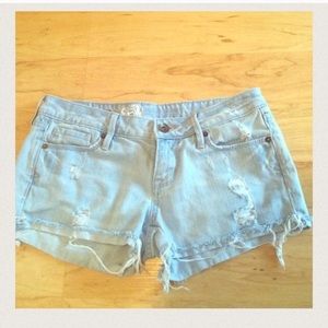 Bullhead distressed jean shorts