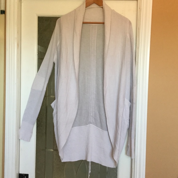 Lulu lemon sweater