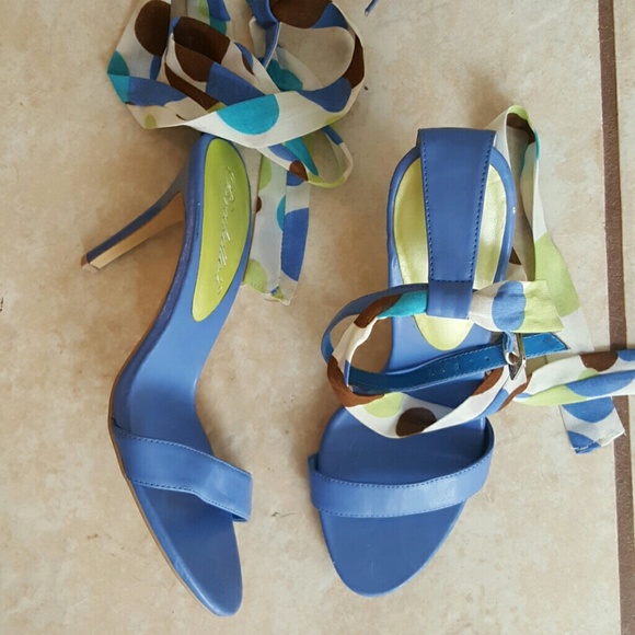 Lace up ankle heels - Picture 1 of 1