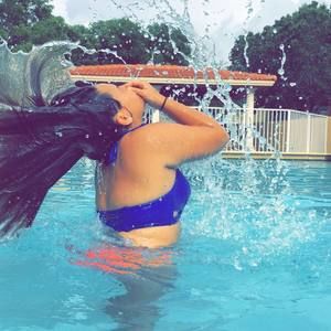 Meet your Posher, Melissa