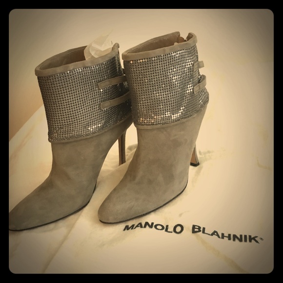 Manolo Blahnik Grey Suade ankle boots