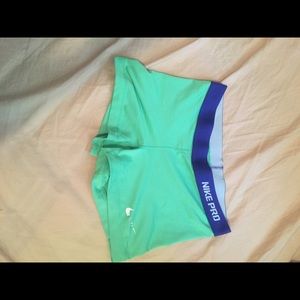 NIKE PRO SPANDEX