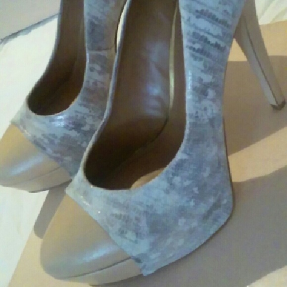 Bcbgeneration Pumps - image 3