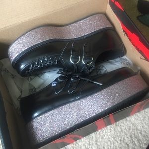 TUK brand leather glitter creepers size 7W