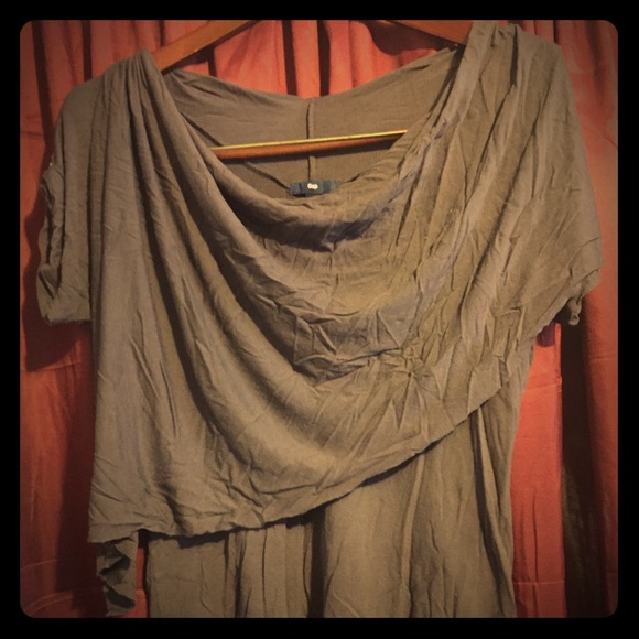 Gap Flattering Short-Sleeved Blouse