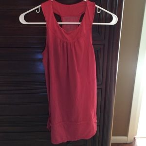 Lululemon running tank sz 6 in soft red