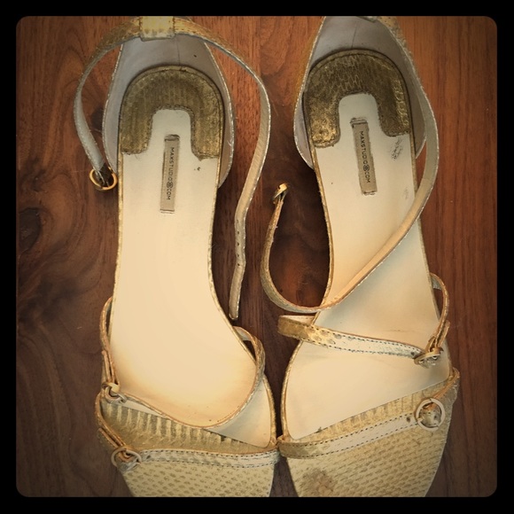 Maxstudio gold sandals