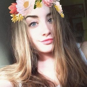 Meet your Posher, Eve