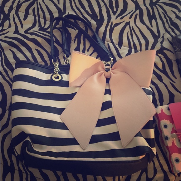Betsy Johnson large bag with bow