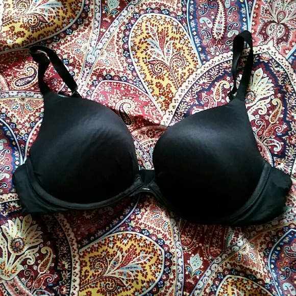 Victoria's secret plunge bra