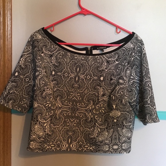 Express Cropped top