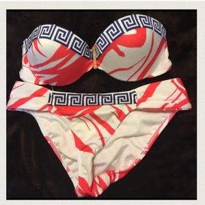 VS bathing suit ❤️💙