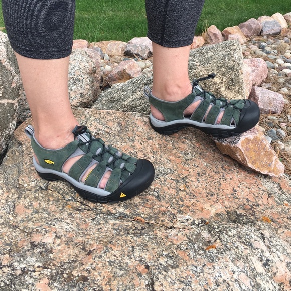Women's Leather Keen Newport Sandals Size 7