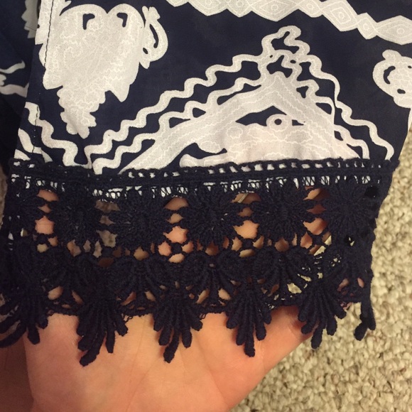 Kimono - Picture 2 of 2