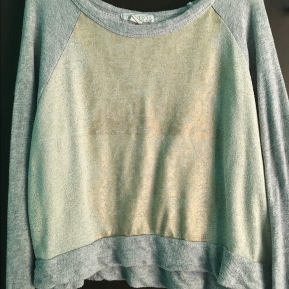 FOREVER 21, cropped gold decal sweatshirt💕 - Picture 1 of 4