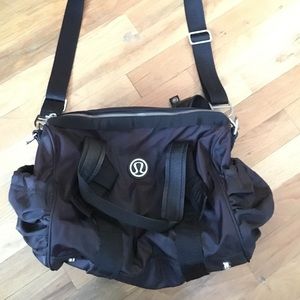 Lululemon small black duffel bag