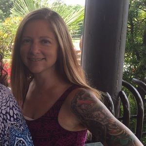 Meet your Posher, Lyndsey