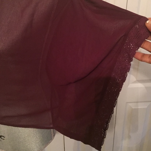 Passport Top - Picture 2 of 6