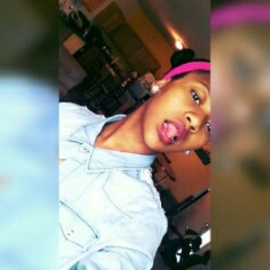 Meet your Posher, Reocca