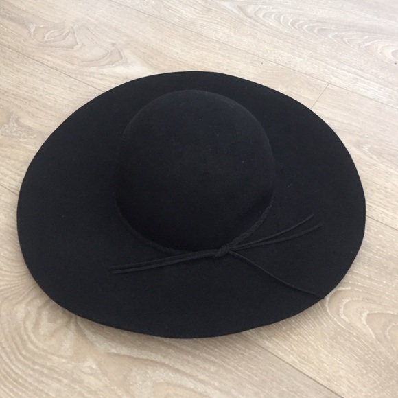 circle hat