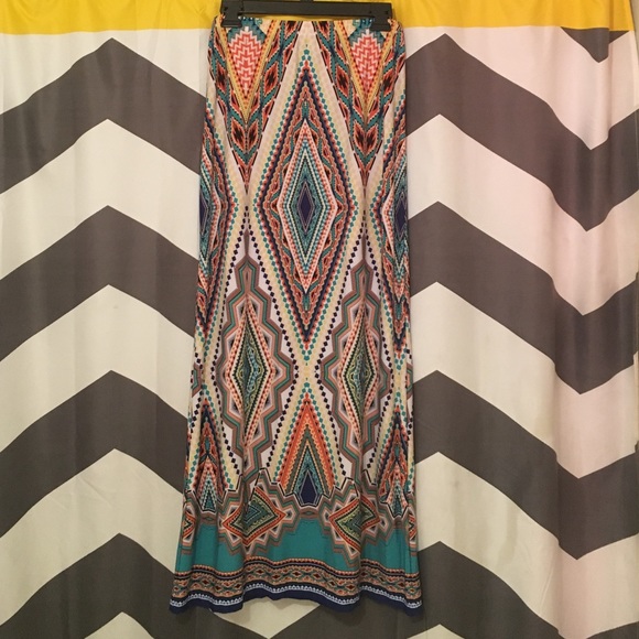 Aztec Skirt - Picture 1 of 1