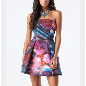 Print scuba print strapless dress