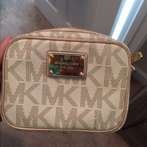 Michael Kors Crossbody Purse