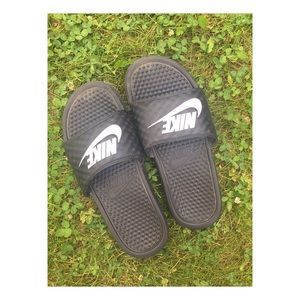 Nike slides