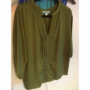 Pliéone Olive Green Pleated Top *SALE* 🎉🎉