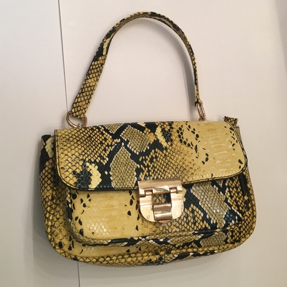 Cute Yellow Snake Skin Purse