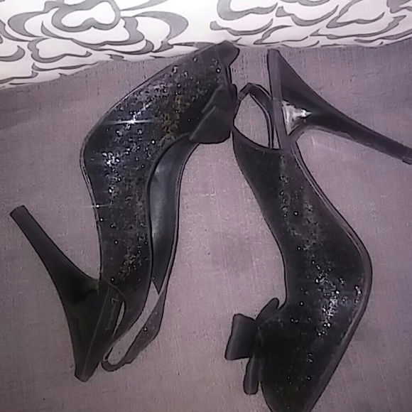 Perfect little Black party shoes size 10m - Picture 2 of 3