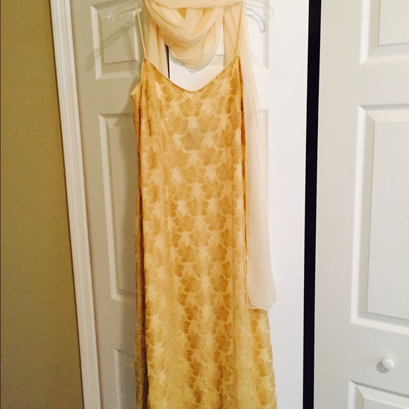 Dress lacy golden yellow slip on with scarf - Picture 2 of 4