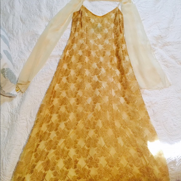 Dress lacy golden yellow slip on with scarf - Picture 3 of 4