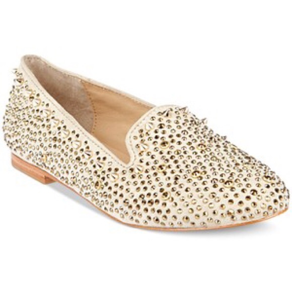 Steve Madden studded flats