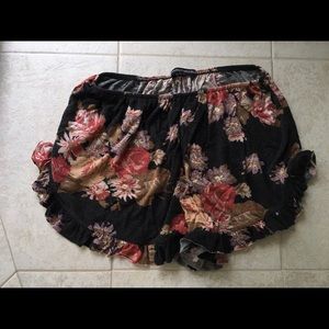 Brandy Melville vodi shorts