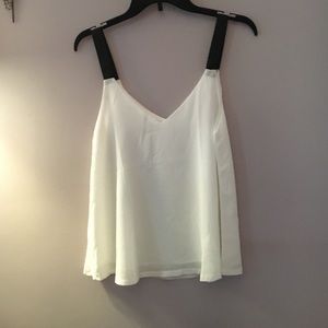 Never been wore! White tank top with black straps