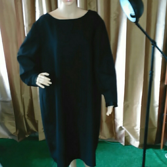 Lined black dress