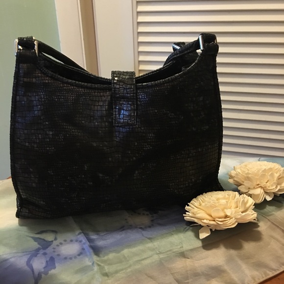 BEBE Handbag/Shoulderbag - Picture 2 of 8