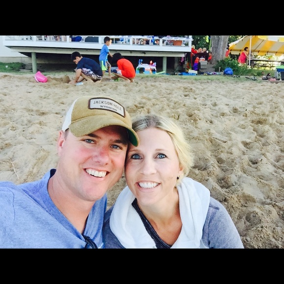 Meet your Posher, Heidi - Picture 2 of 2